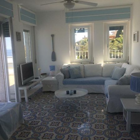 Apartament L'Attico Di Anna San Remo Zewnętrze zdjęcie